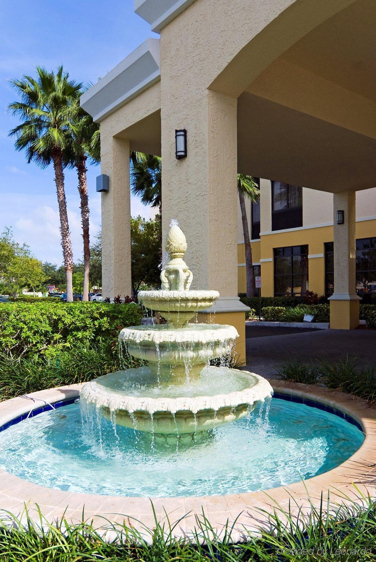 Holiday Inn Express Hotel & Suites Kendall East-Miami By Ihg Zewnętrze zdjęcie